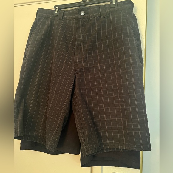Dickies 2 pair Men's Black and Checkered black Shorts - Picture 1 of 5